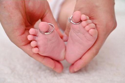 改则宝宝拉稀带血 改则宝宝拉稀带血